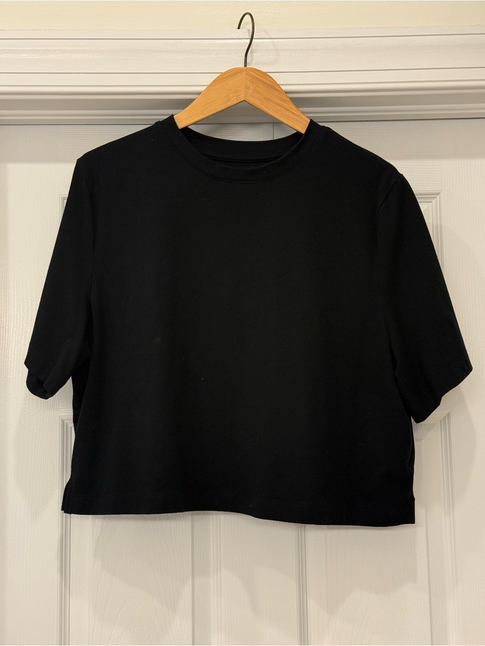 Target Black Short-Sleeve Cropped Tee